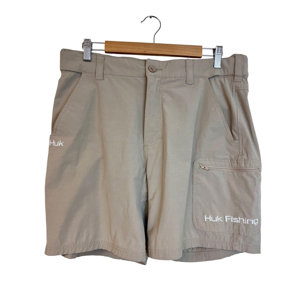 HUK Fishing Shorts Mens L Tan Performance Cargo Hiking Gorpcore Camping Travel